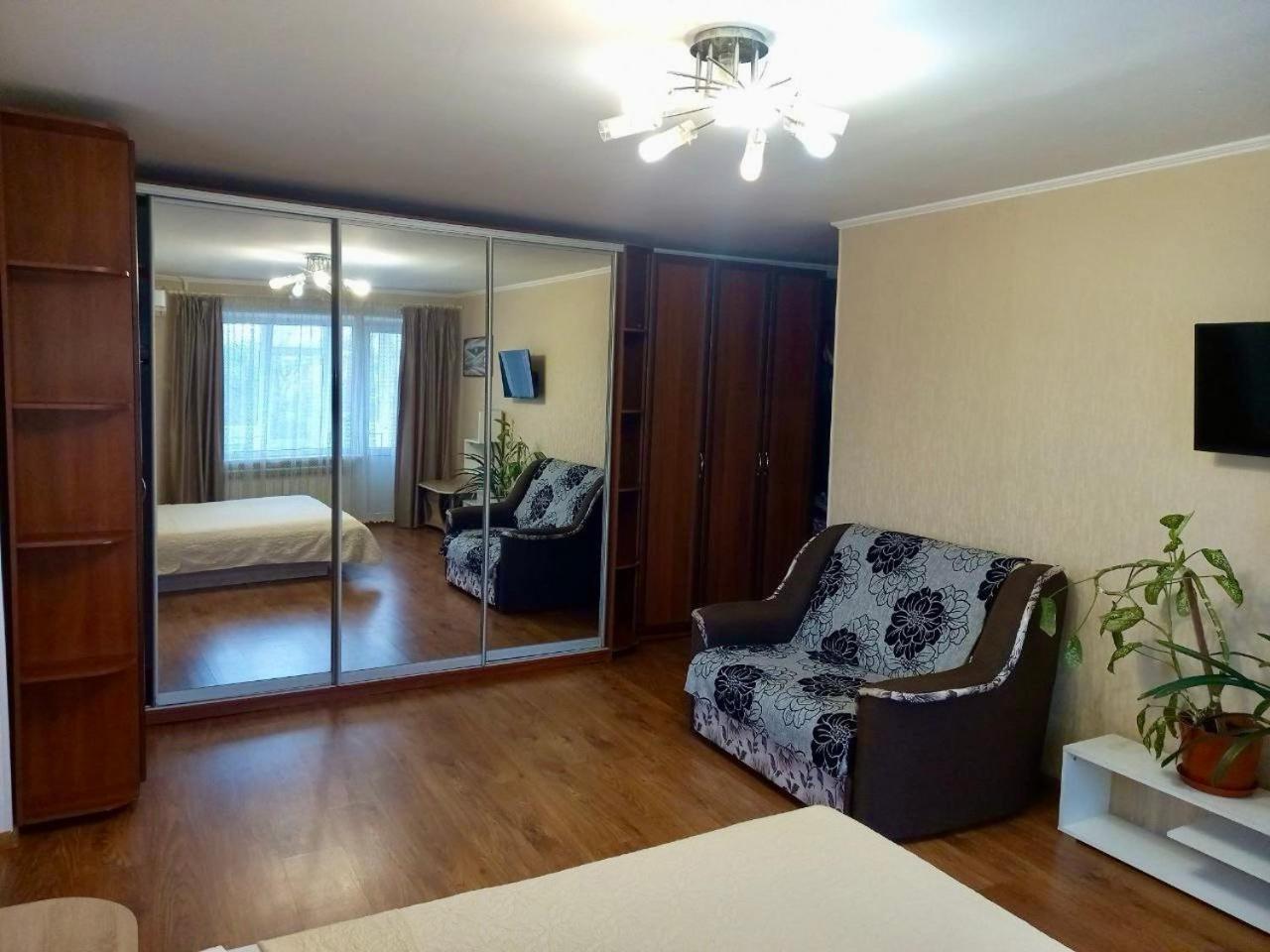 Apart Gagarina 12 Кропивницкий Экстерьер фото